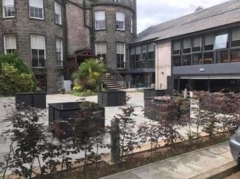 The Tontine Hotel