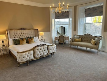 The Tontine Hotel