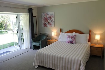 Ash Grove Boutique Motel