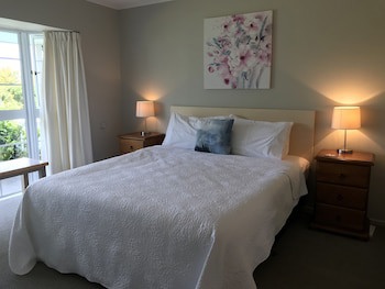 Ash Grove Boutique Motel