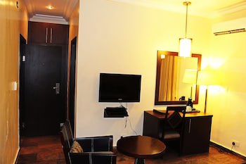 Apo Apartments