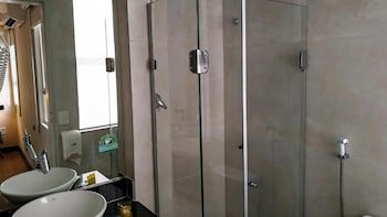 Duble Hotel
