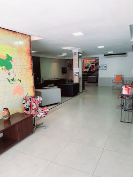 Aton Plaza Hotel
