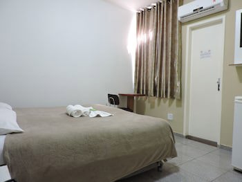 Aton Plaza Hotel