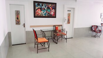 Aton Plaza Hotel