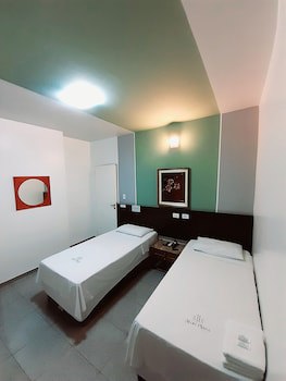 Aton Plaza Hotel