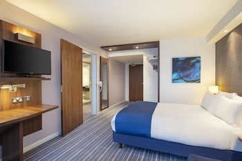 Holiday Inn Express London Heathrow T5, An Ihg Hotel