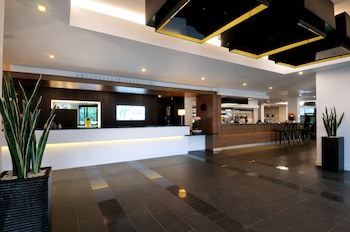Holiday Inn Express London Heathrow T5, An Ihg Hotel