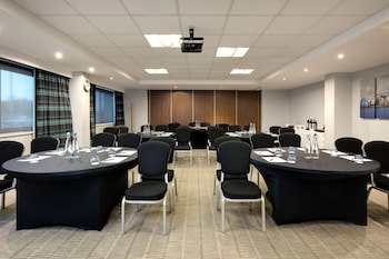 Holiday Inn Express London Heathrow T5, An Ihg Hotel