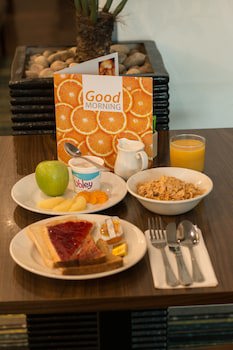 Holiday Inn Express London Heathrow T5, An Ihg Hotel