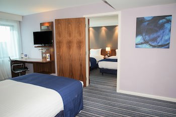 Holiday Inn Express London Heathrow T5, An Ihg Hotel