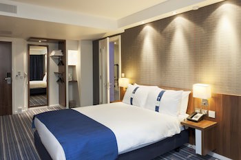 Holiday Inn Express London Heathrow T5, An Ihg Hotel