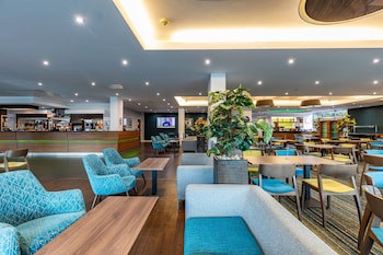 Holiday Inn Express London Heathrow T5, An Ihg Hotel
