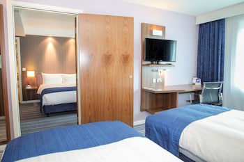 Holiday Inn Express London Heathrow T5, An Ihg Hotel