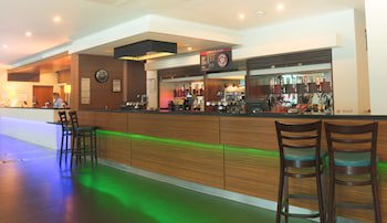 Holiday Inn Express London Heathrow T5, An Ihg Hotel