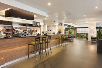 Holiday Inn Express London Heathrow T5, An Ihg Hotel