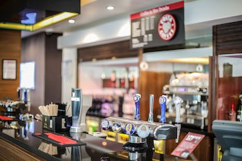 Holiday Inn Express London Heathrow T5, An Ihg Hotel