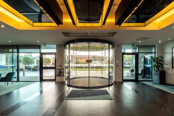 Holiday Inn Express London Heathrow T5, An Ihg Hotel