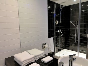 Holiday Inn Express London Heathrow T5, An Ihg Hotel