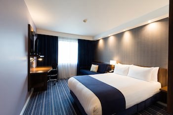 Holiday Inn Express London Heathrow T5, An Ihg Hotel