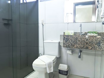 Golden Beach Hotel