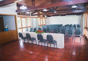 Jardim Atlantico Beach Resort Hotel