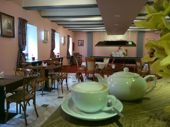 A1 Hotel