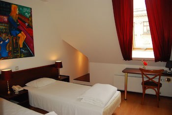 A1 Hotel