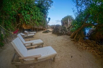 Great Huts
