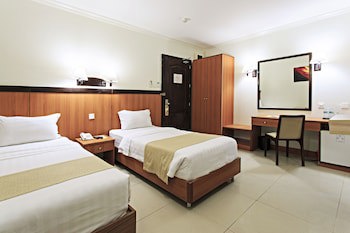 The Orchard Cebu Hotel & Suites