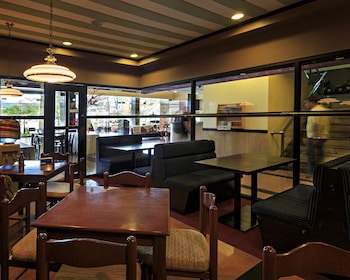The Orchard Cebu Hotel & Suites