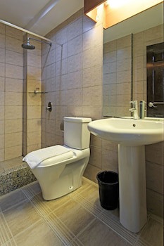 The Orchard Cebu Hotel & Suites