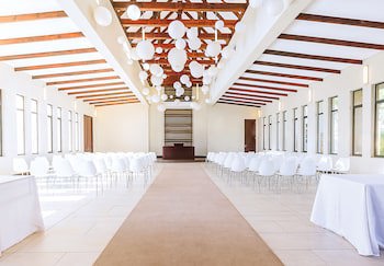 The Fairway Hotel, Spa & Golf Resort