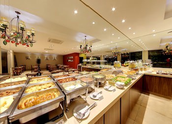 Amazon Plaza Hotel