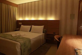 Amazon Plaza Hotel