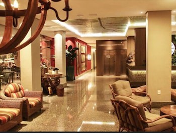 Amazon Plaza Hotel