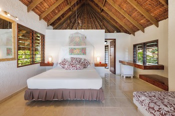 Breakas Beach Resort Vanuatu (Adults Only)