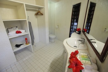 Breakas Beach Resort Vanuatu (Adults Only)