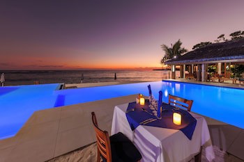 Breakas Beach Resort Vanuatu (Adults Only)