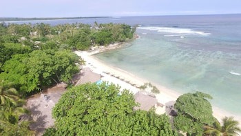 Breakas Beach Resort Vanuatu (Adults Only)
