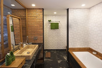 Chapung Sebali