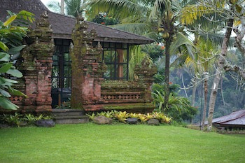 Chapung Sebali