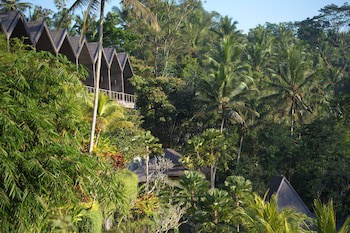 Chapung Sebali