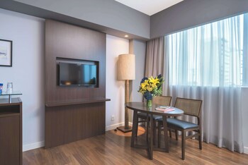 Golden Tulip Porto Vitoria