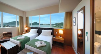Golden Tulip Porto Vitoria