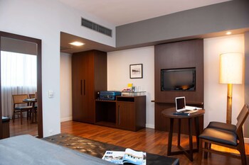 Golden Tulip Porto Vitoria