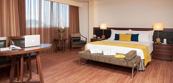Golden Tulip Porto Vitoria