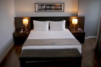 Golden Tulip Porto Vitoria