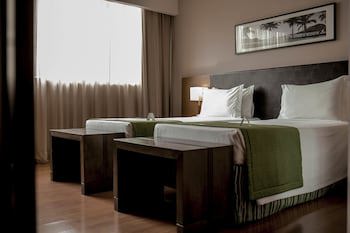 Golden Tulip Porto Vitoria