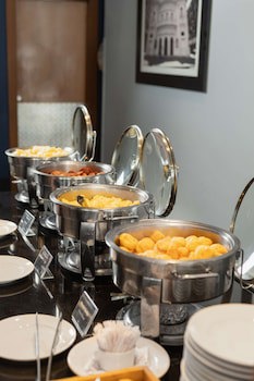 Golden Tulip Porto Vitoria